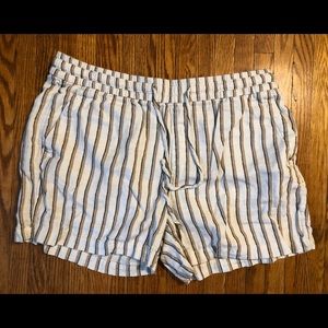 Old Navy Linen Blend Shorts